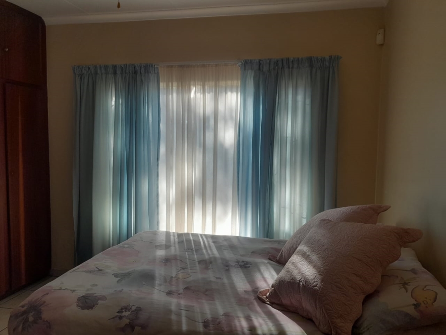 3 Bedroom Property for Sale in Geelhoutpark North West